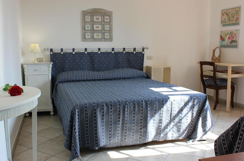 "Lilla" Bed & Breakfast Calci Room photo